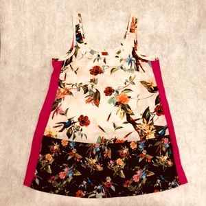 5|48 Floral Top NEW WITHOUT TAGS!!!